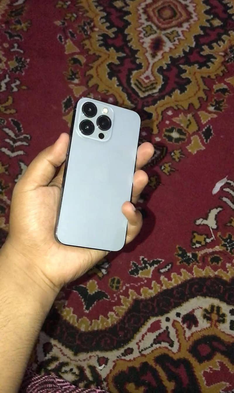 Apple iPhone 13 Pro 0