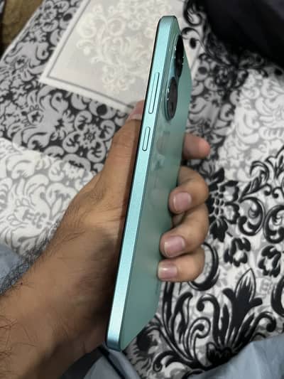 OPPO A78