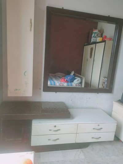 Large Dressing Table|Big mirror |4 drawers|side cupboard
