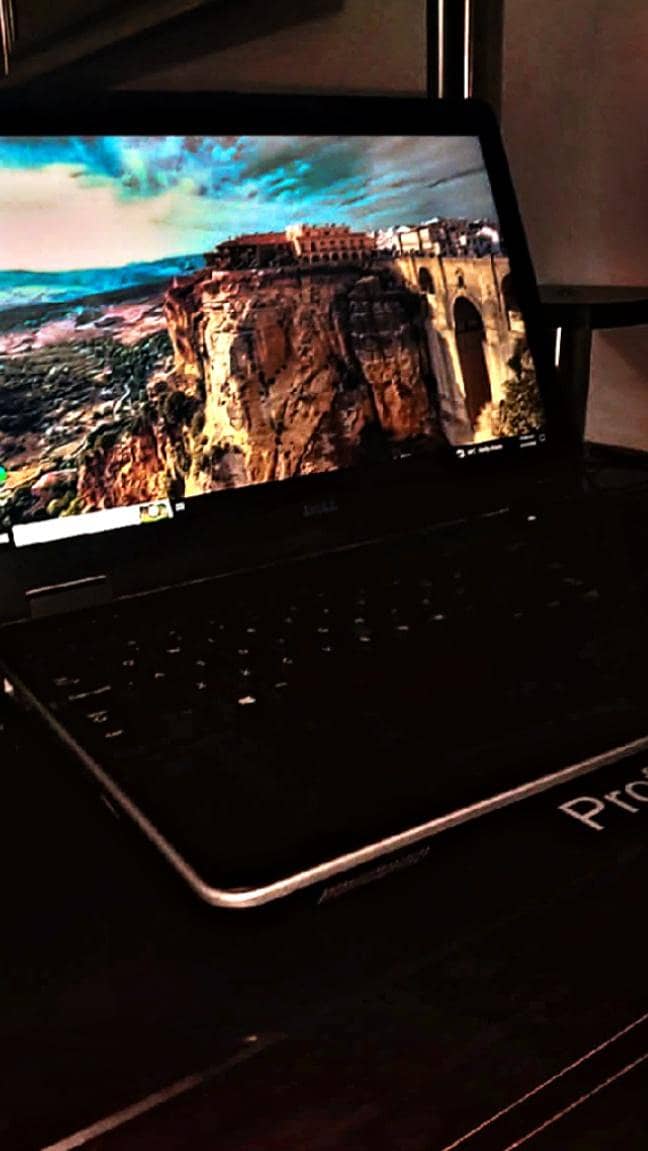 Dell Latitude Model E6540 1