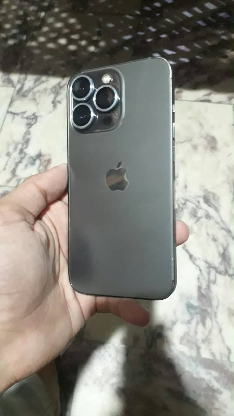 Apple iPhone 13 Pro 0
