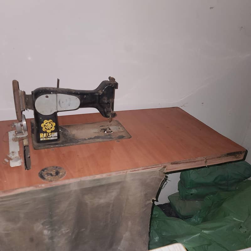 Embroidery Machine 0