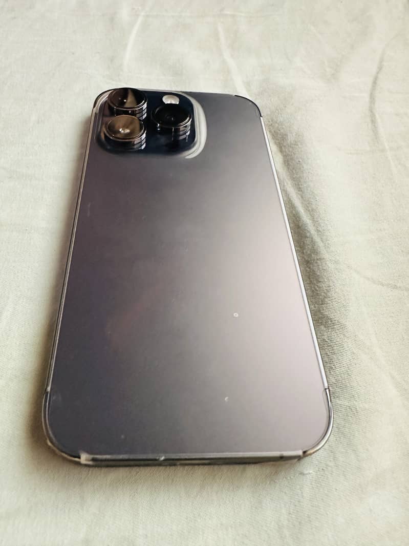 Apple iPhone 14 Pro 2