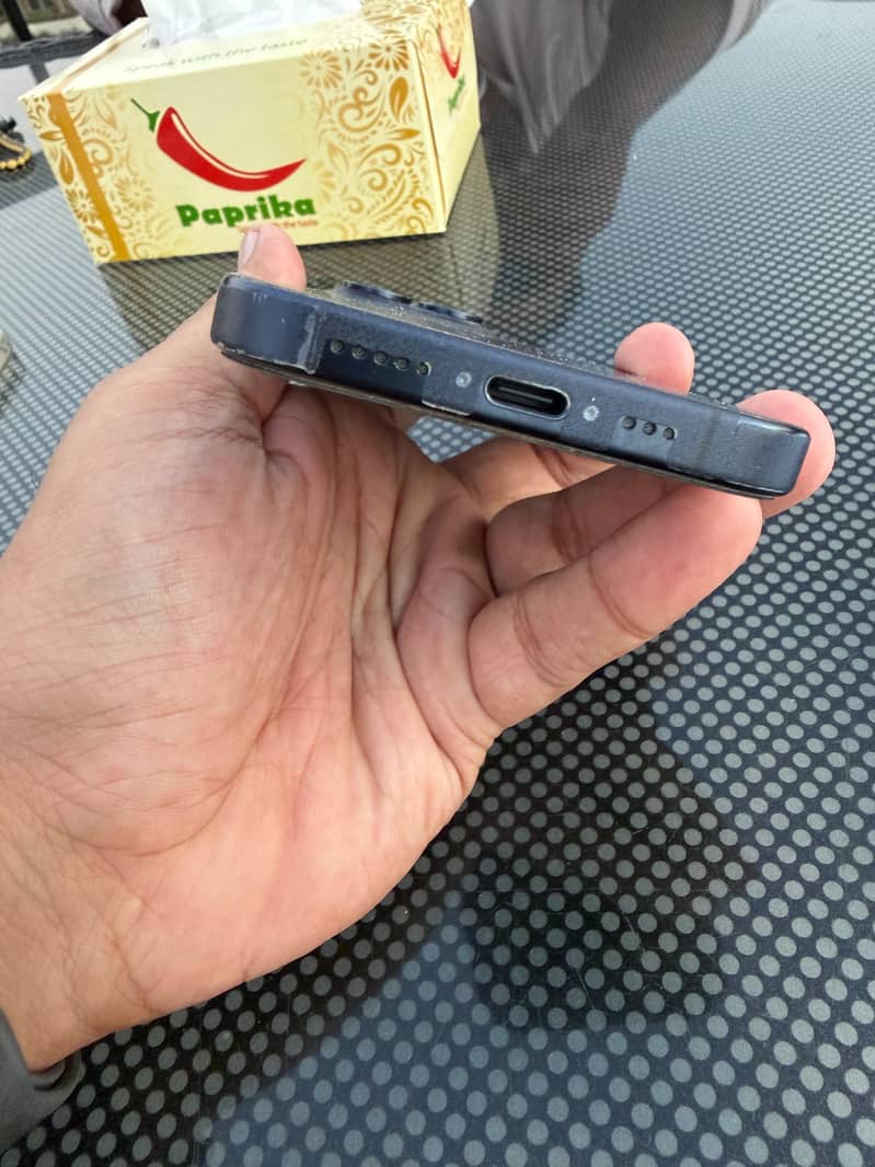 Apple iPhone 15 Pro 3