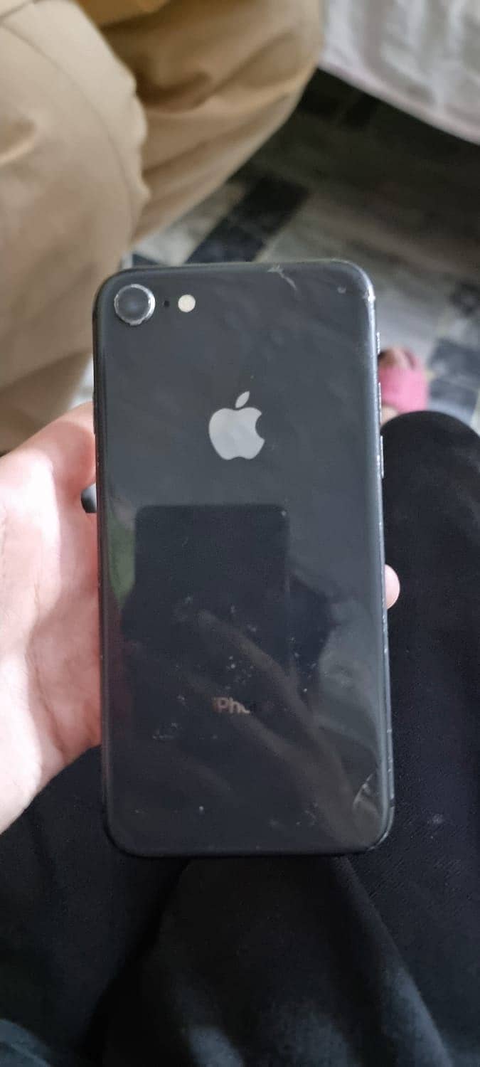 Apple iPhone 8 2