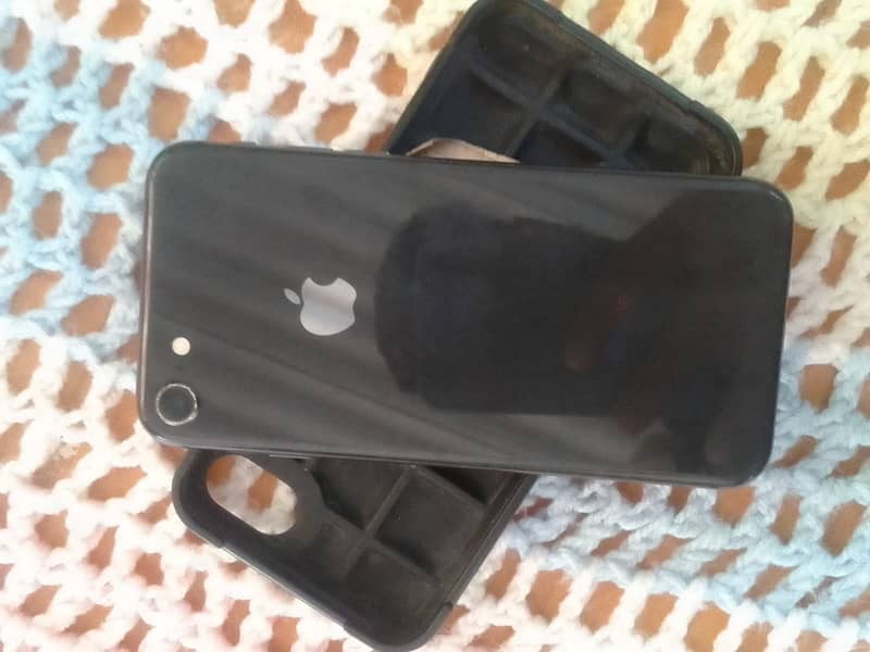 Apple iPhone 8 8