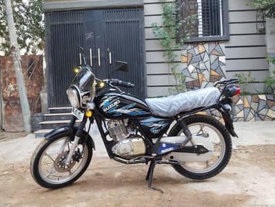 Suzuki GS SE 2020#0/3/1/7/0/0/2/4/6/2/9