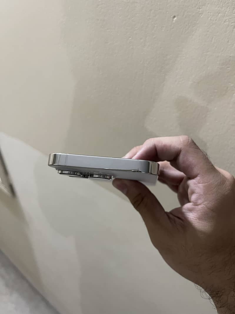 Apple iPhone 14 Pro 10