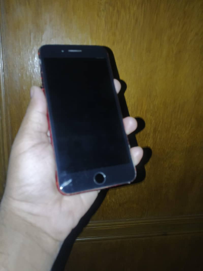 Apple iPhone 7 Plus 0