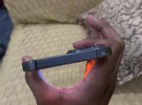 Apple iPhone 13 Pro Max 5
