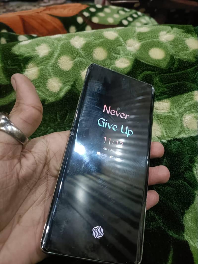 Infinix Note 40 Pro 7