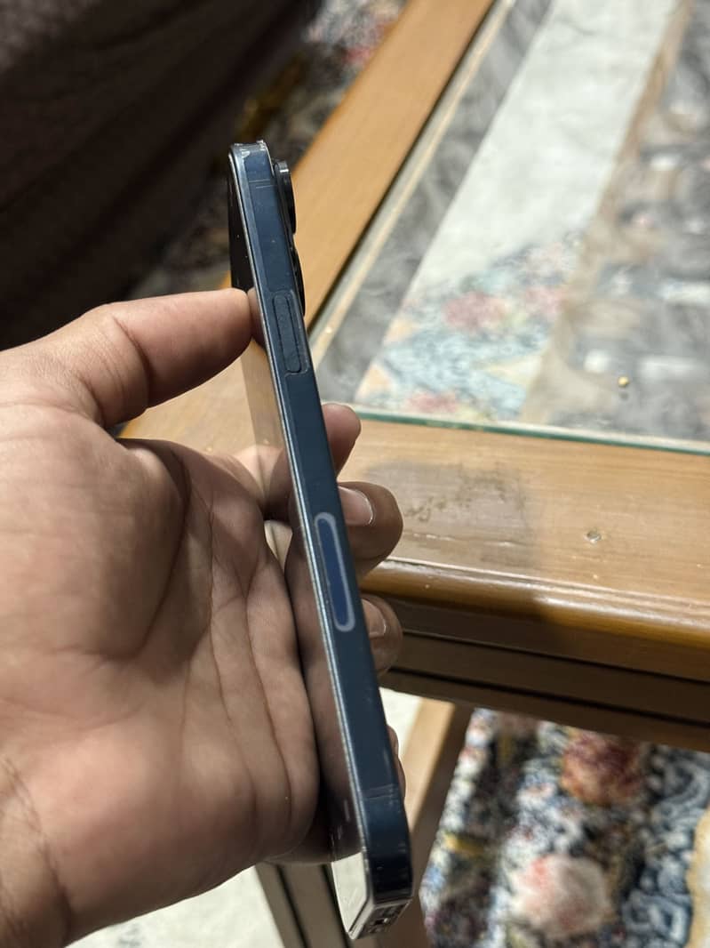 Apple iPhone 14 plus 4