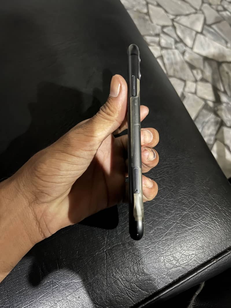 iPhone 11 mdm 1
