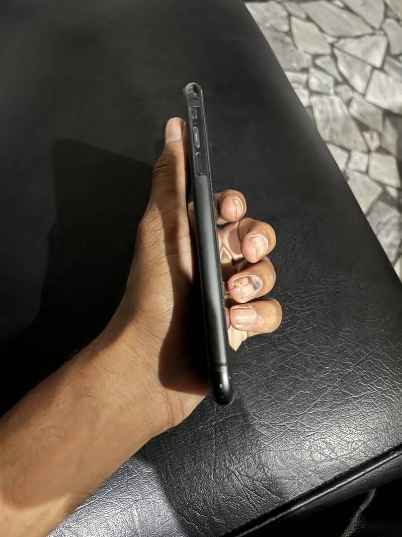 iPhone 11 mdm 3