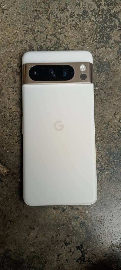 Google Pixel 8 Pro
