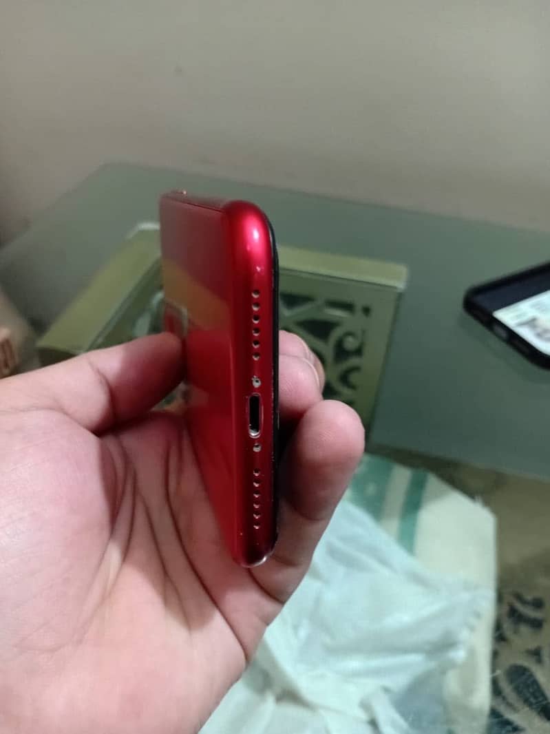 Apple iPhone 11 0