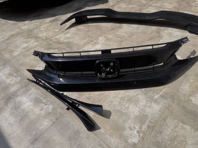 Civic x front grill and spoiler