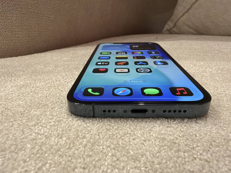 Apple iPhone 12 Pro 2