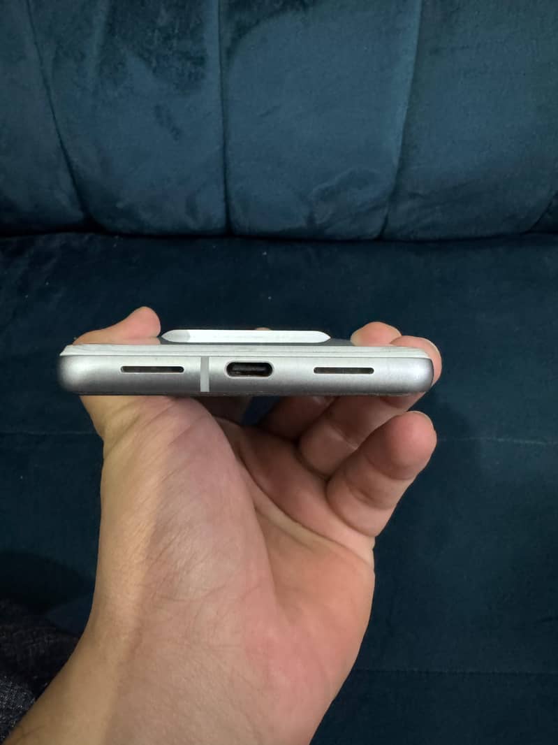 Google Pixel 7 3