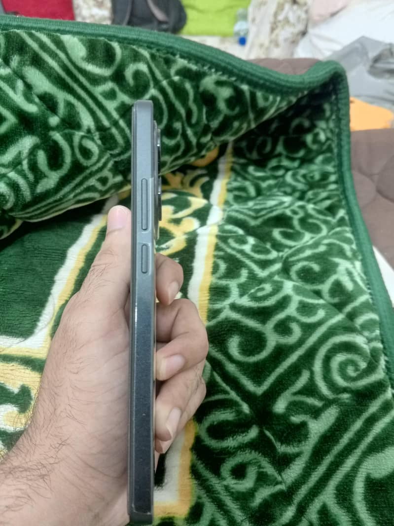 Xiaomi Redmi Note 14 3