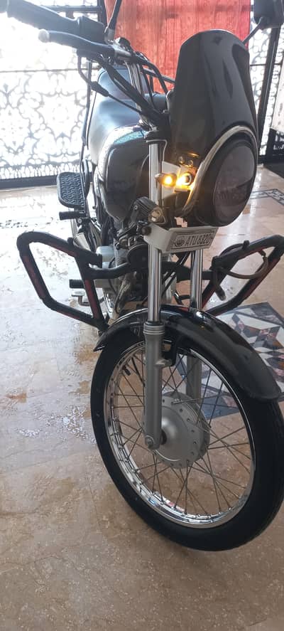 Suzuki GS 150