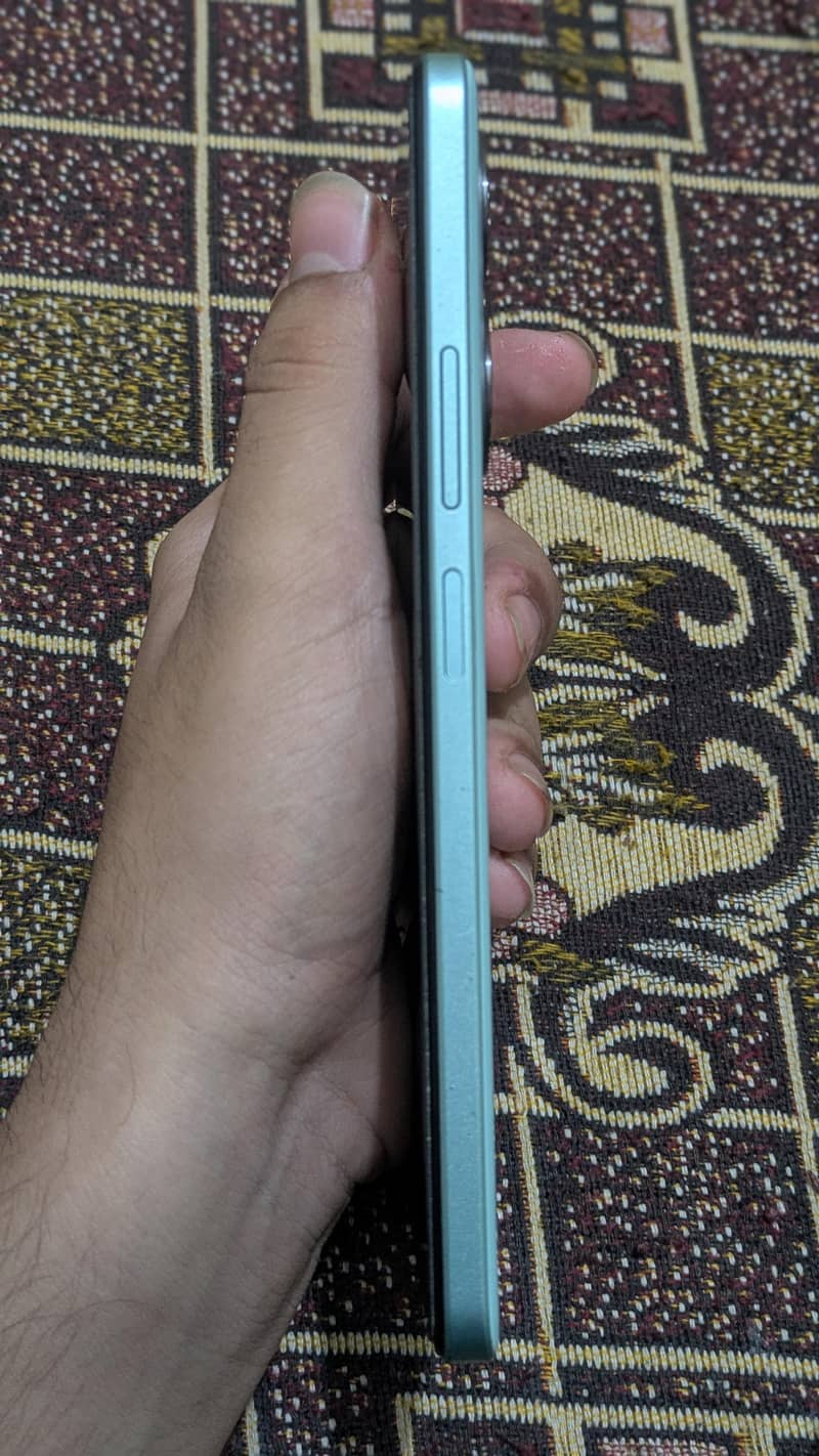 OPPO A58 1