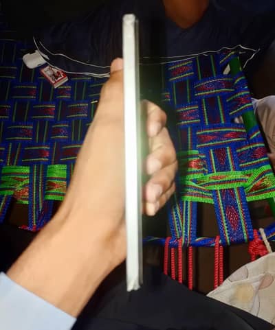 Infinix Smart 20 box charger complete Saman hai