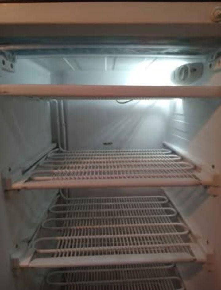 Dawlance Vertical freezer 5