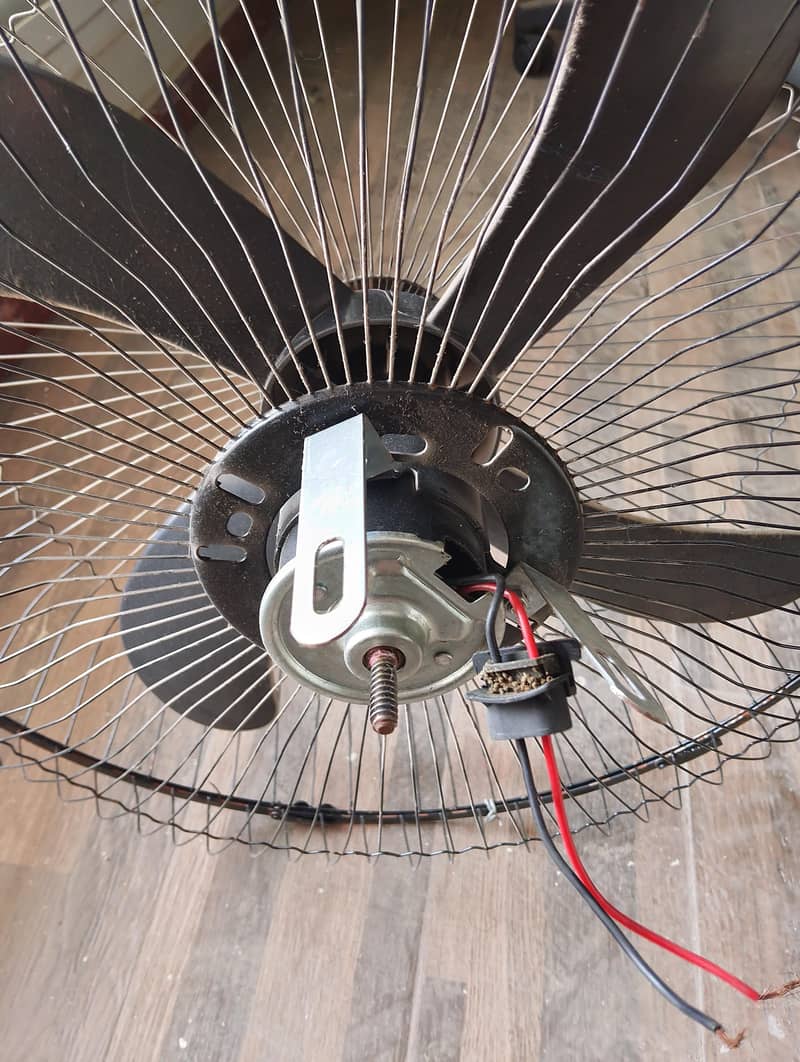 Bracket Fan 3