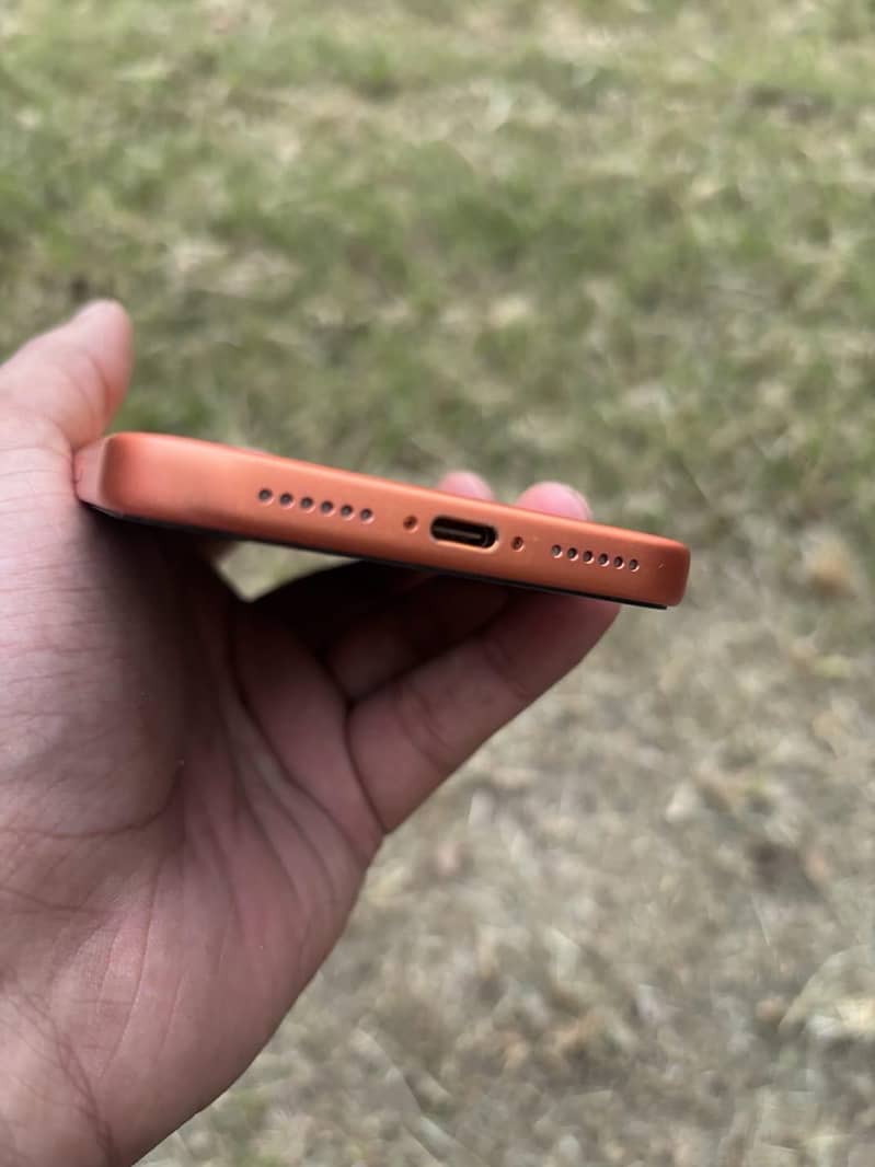 Apple iPhone 17 Pro Max 2