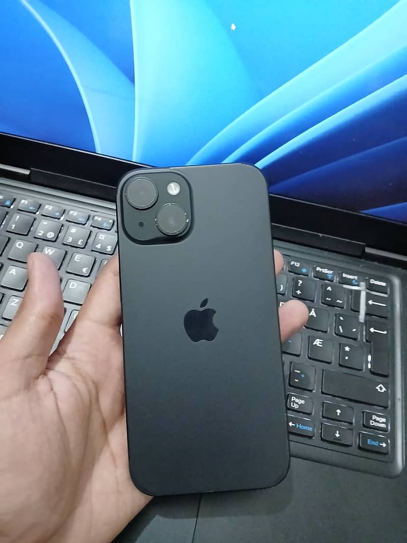 Apple iPhone 15 3