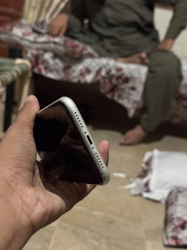 Apple iPhone 11 1