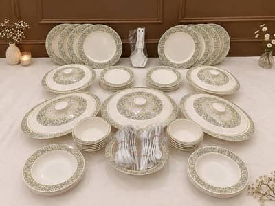 AVENT Supreme Melamine Dinner Set – Best Quality & Elegant Design
