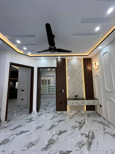 5 Marla Lower Portion Available For Rent In Park View City Lahore