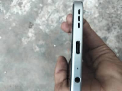Tecno spark 40 pro 8.256 with compete box