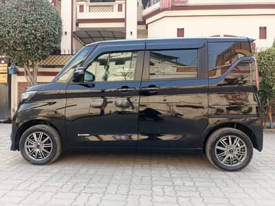 Nissan Roox 2022
