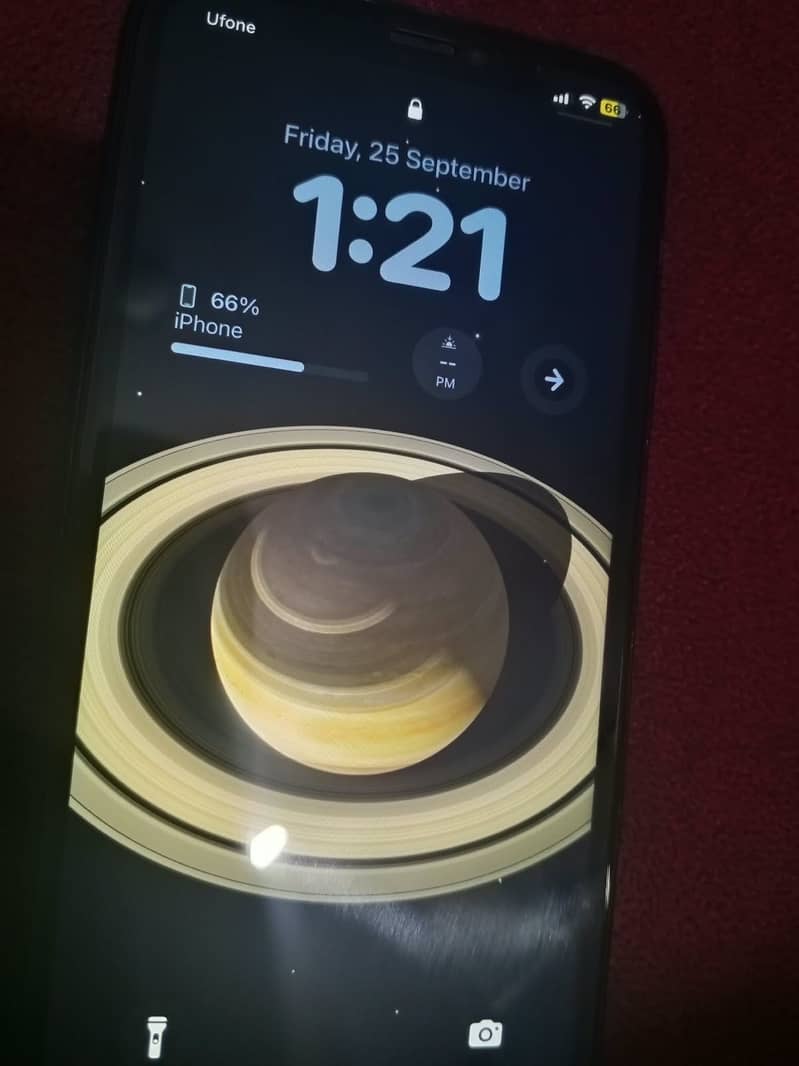 Apple iPhone XR 0