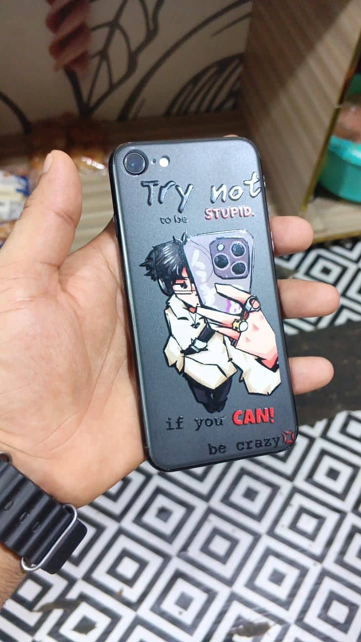 iPhone SE 2020 1