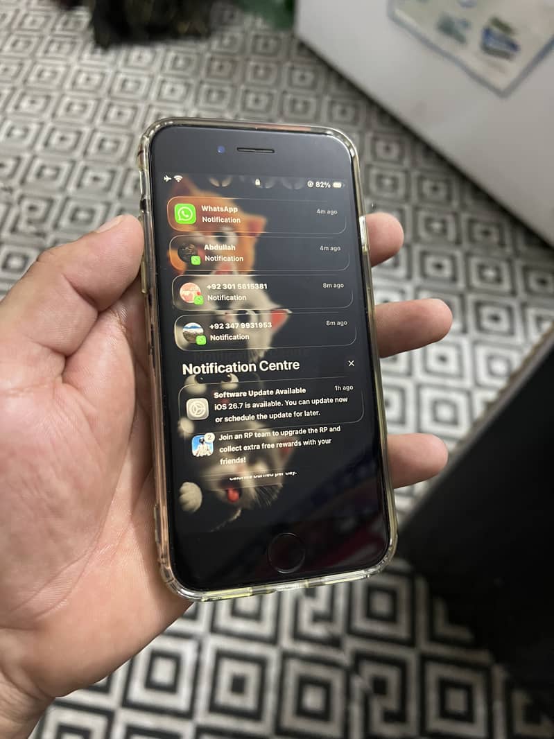 iPhone SE 2020 5