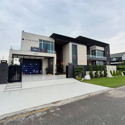 2 Kanal Luxury House for Rent | 25 KVA Solar | Prime Elevated Location