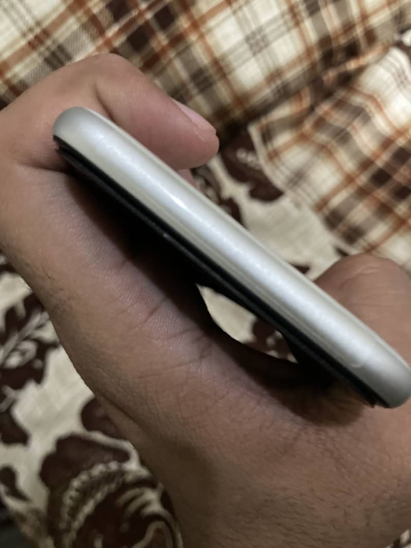 Apple iPhone SE 5