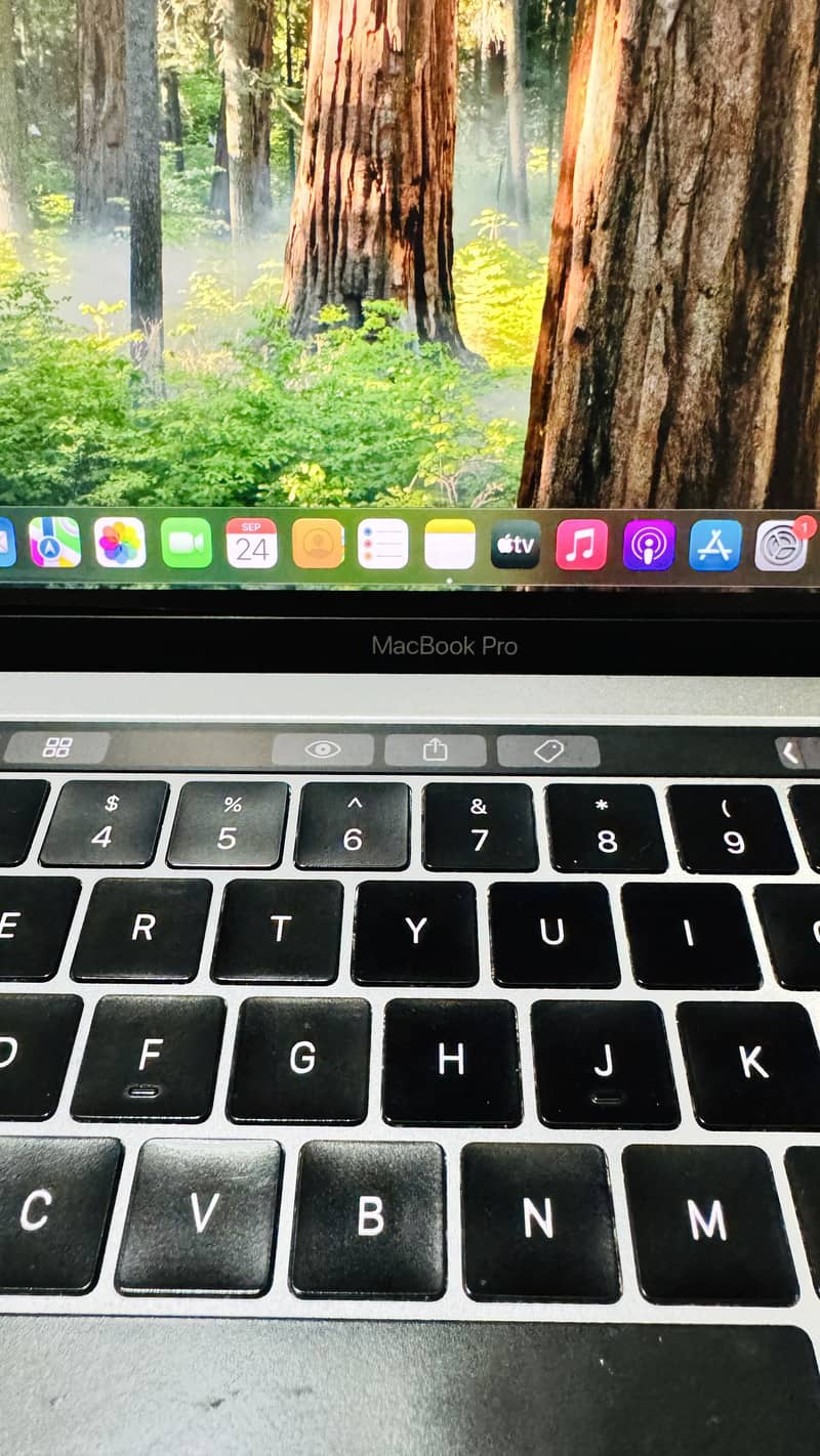 Macbook pro 13 touchbar 2