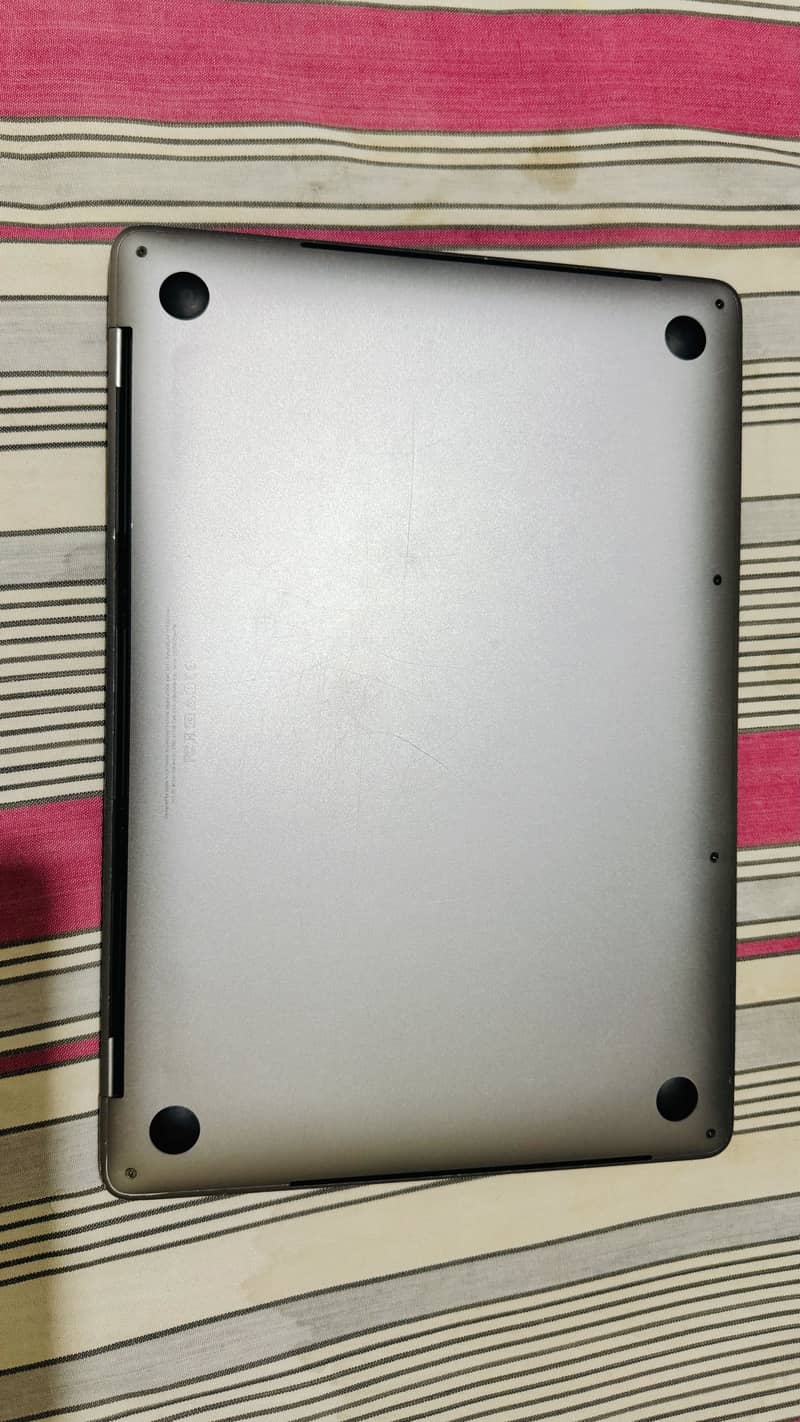 Macbook pro 13 touchbar 10