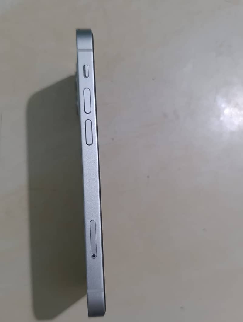 Apple iPhone 12 mini 4