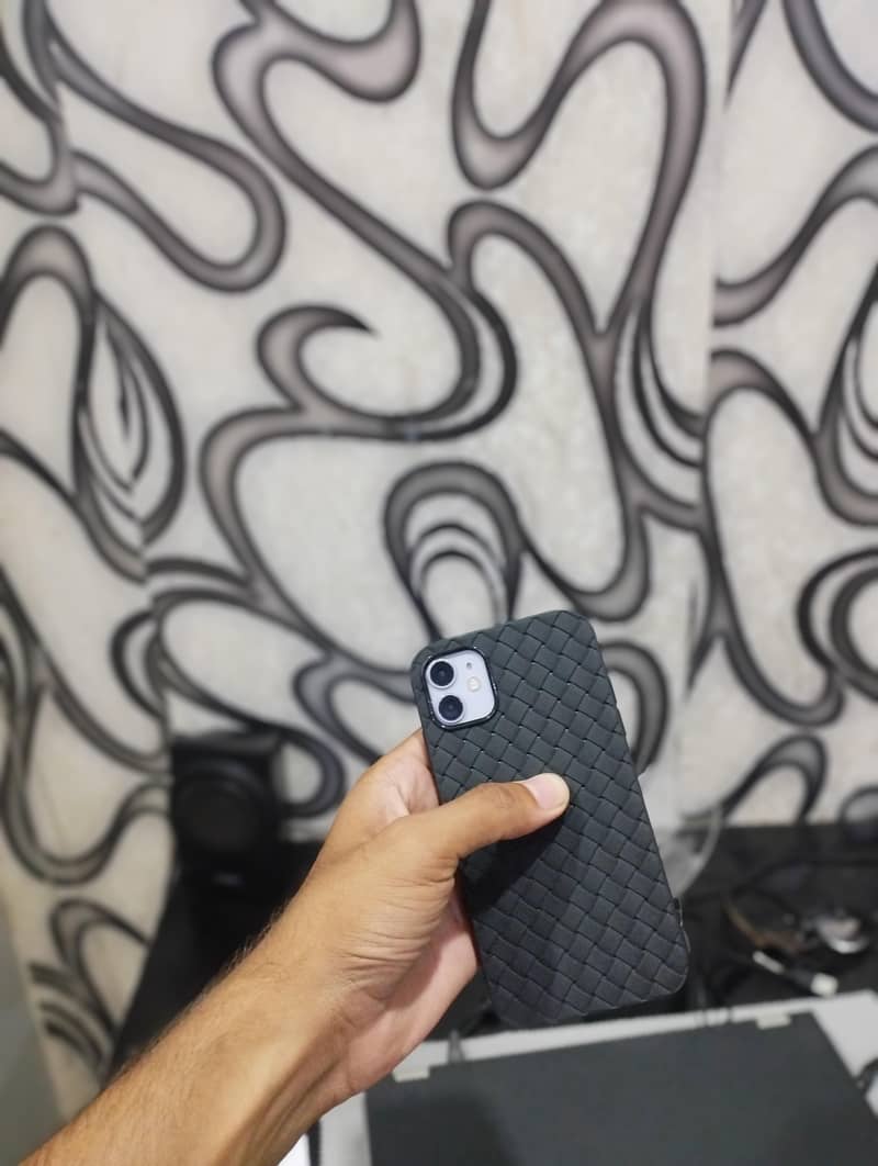 Apple iPhone 11 1