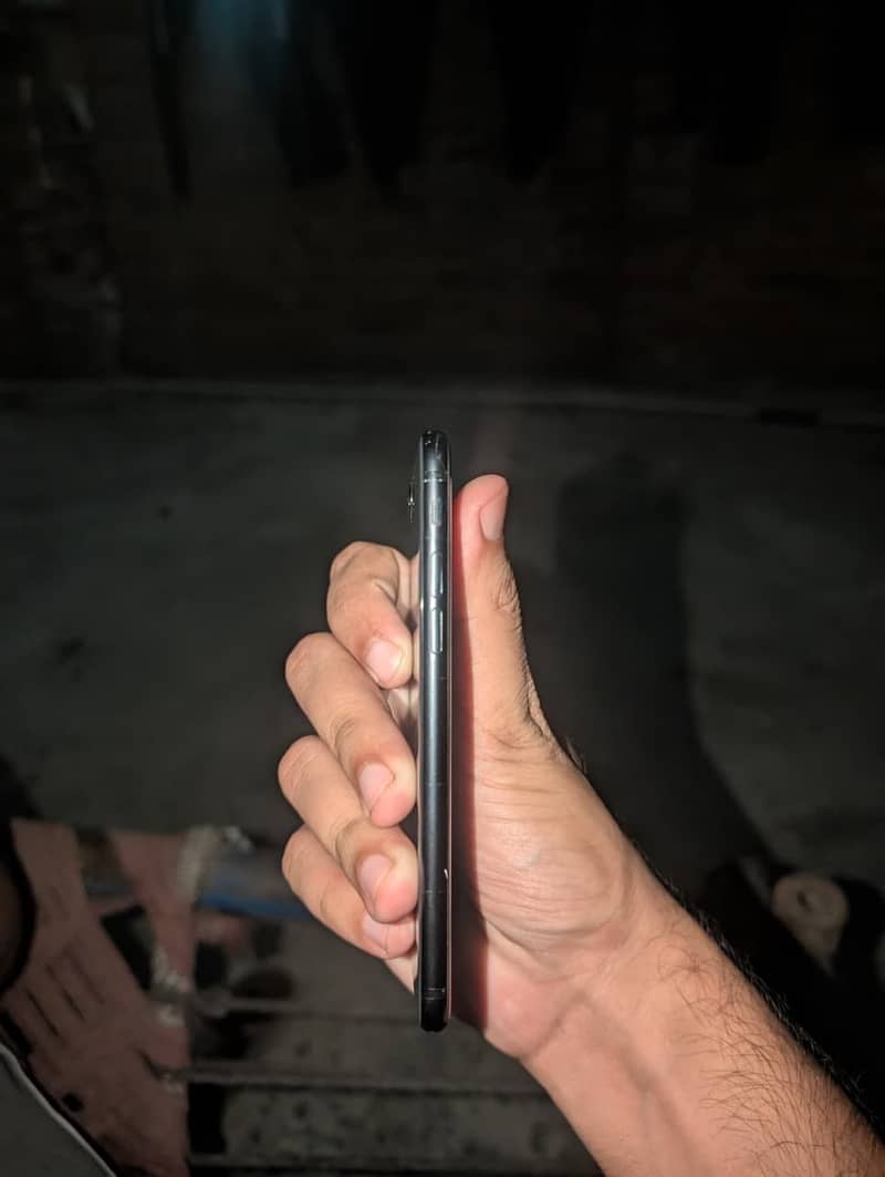 Apple iPhone SE 3