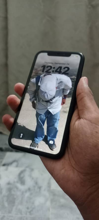 iPhone XR Jv urgent sell