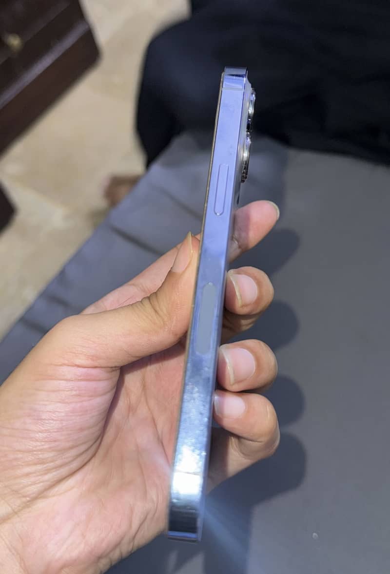 Apple iPhone 13 Pro 4