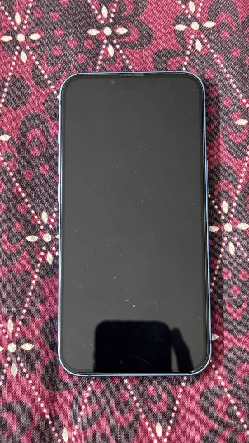 Apple iPhone 13 7
