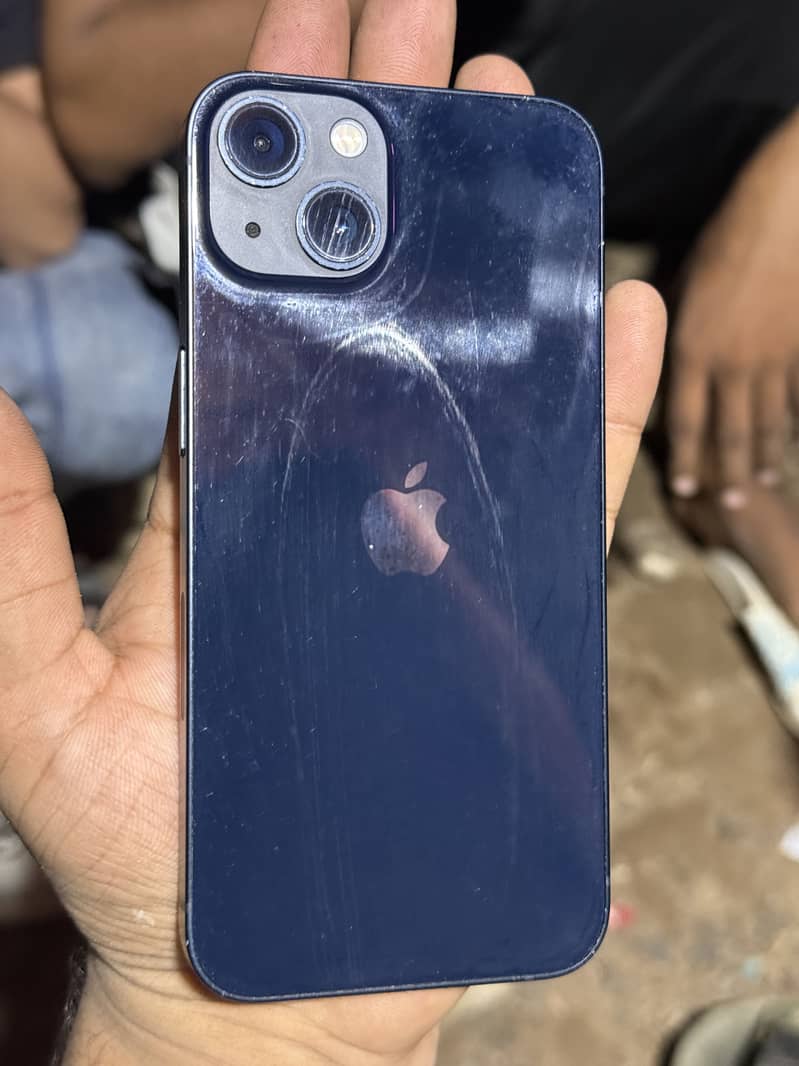 Apple iPhone 13 1